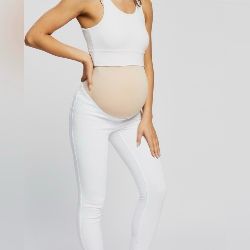 SPANX Maternity White Ankle Jeans -ish Leggings